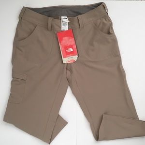 The North Face Almatta Capris Dune Beige Sz 4